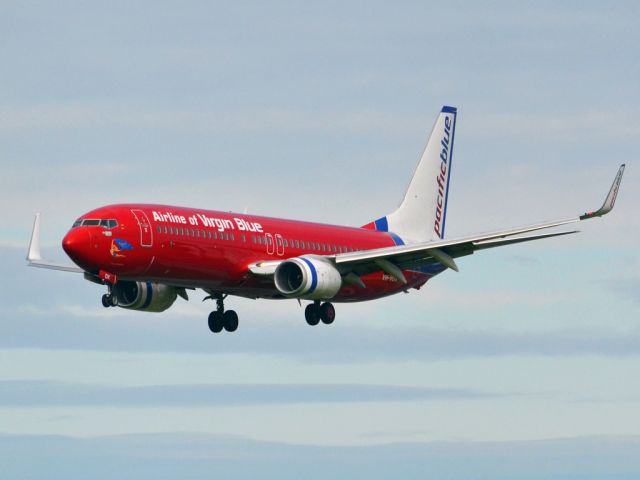 Boeing 737-800 (VH-VOX) - On short finals for runway 05. Thursday 12th July 2012.