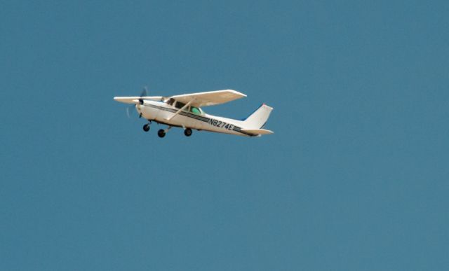 Cessna Skyhawk (N8274E) - Aircraft on cross wind from 09 at Carson City