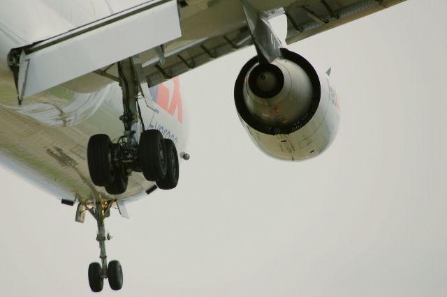 McDonnell Douglas DC-10 (N369FE)