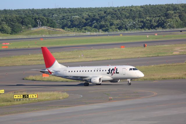 Embraer 170/175 (JA215J)