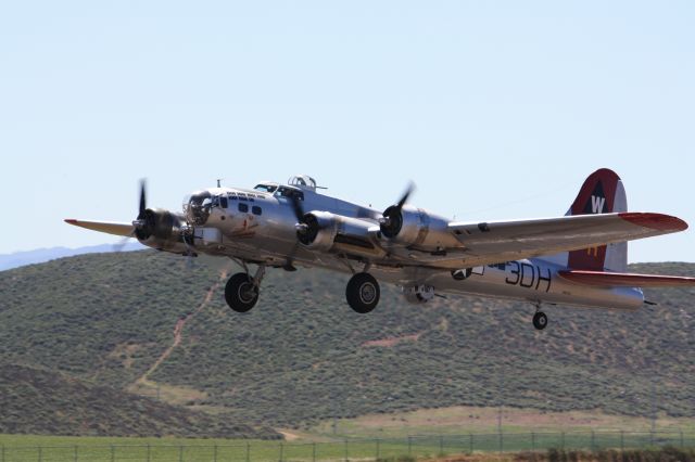 Boeing B-17 Flying Fortress —