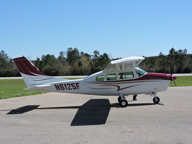 Cessna Centurion (N6125F)