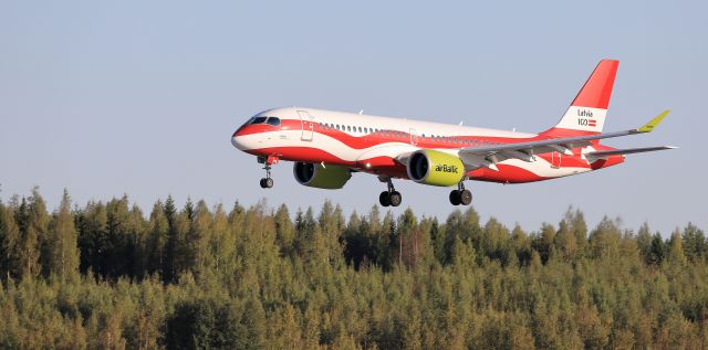 Airbus A220-300 (YL-CSL) - Air Baltic (Latvia's 100th anniversary Livery)