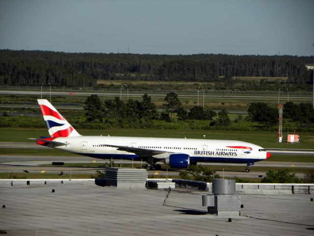 Boeing 777-200 (G-VIIT)