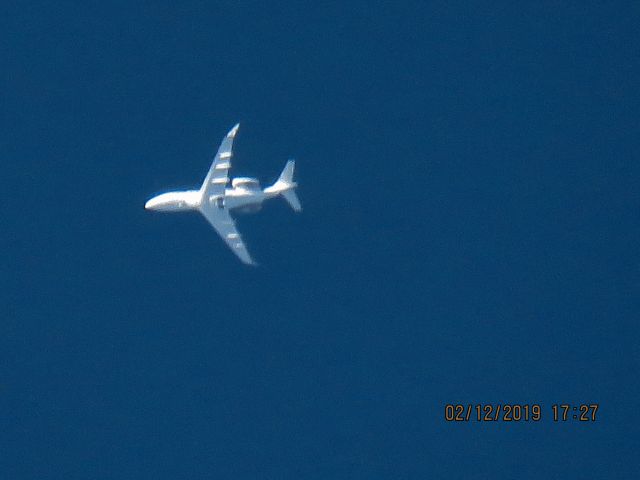 Canadair Challenger 350 (N770QS)