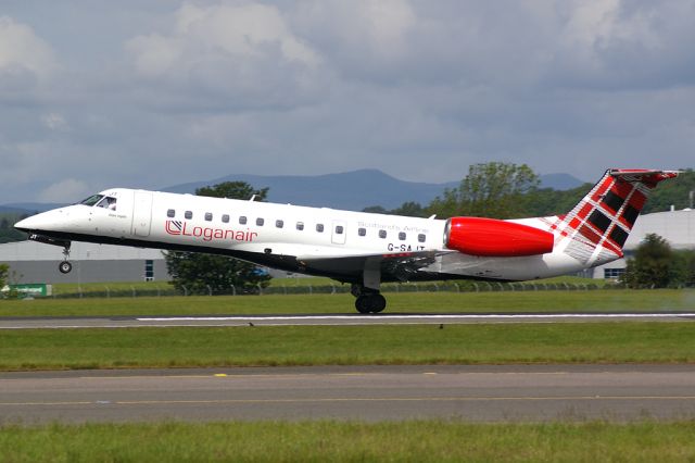 Embraer ERJ-135 (G-SAJT)