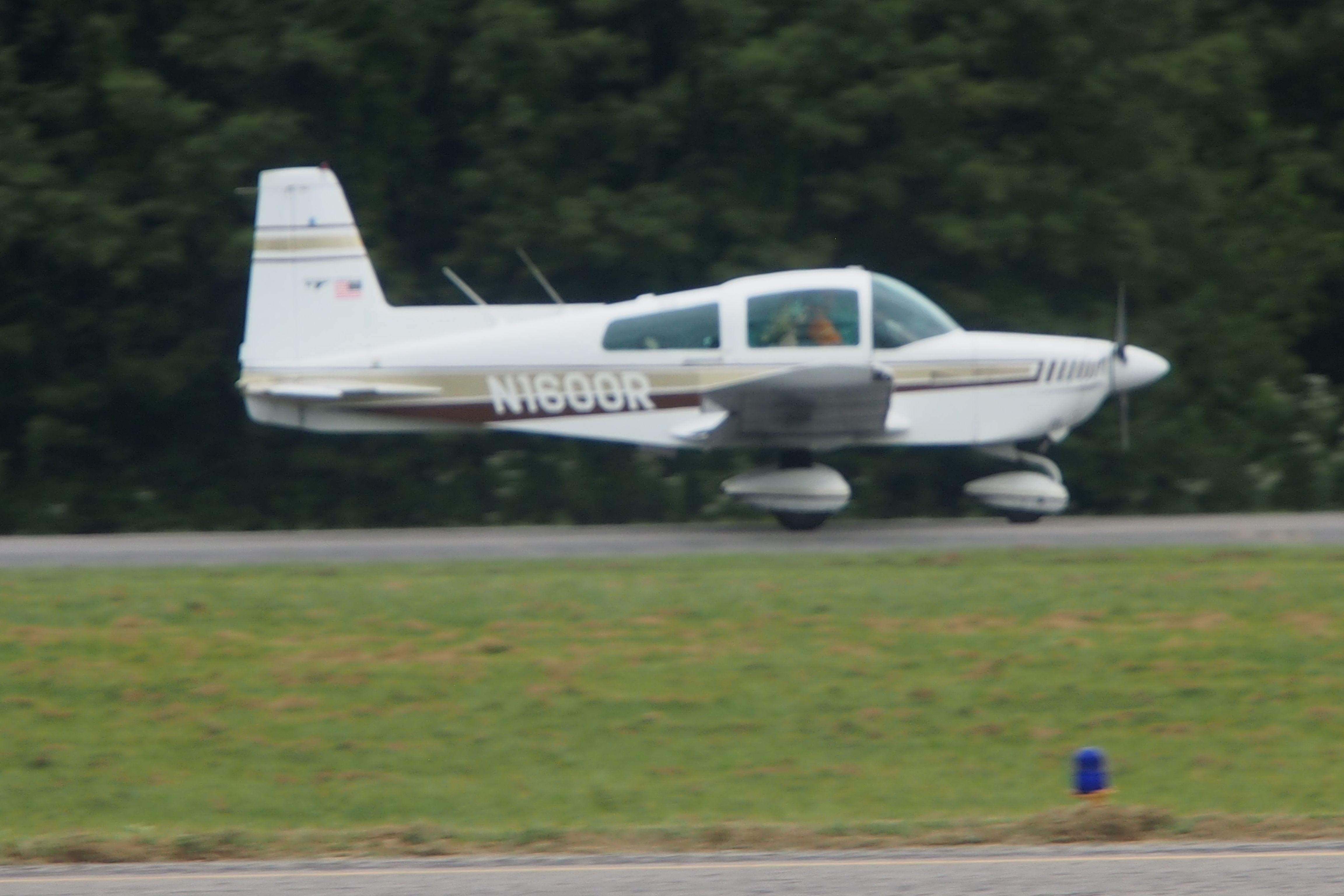 N1600R —