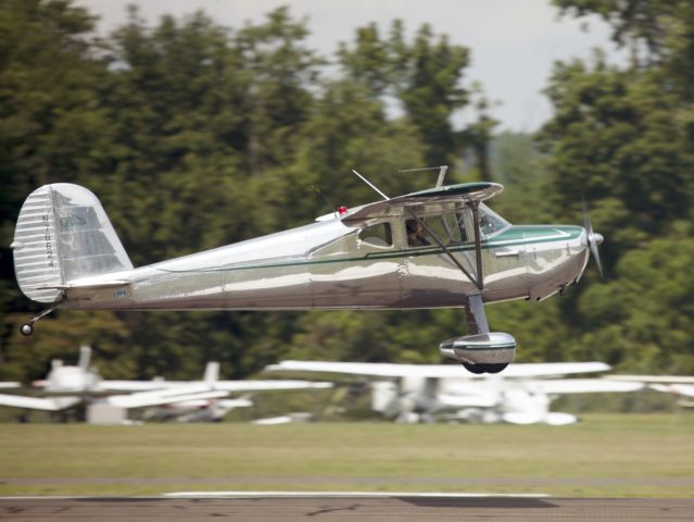 Cessna 140 (N76624) - VERY nice! Take off runway 08.