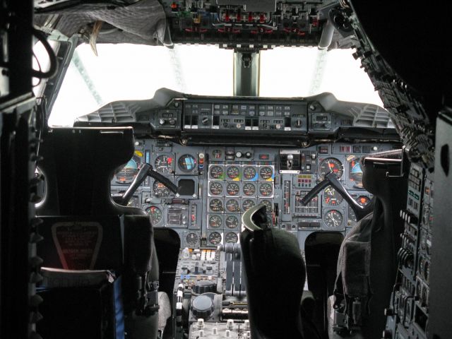 Aerospatiale Concorde (G-BOAD) - The cockpit of a British Airways Concorde on the Intrepid in New York City on August 15, 2010. 