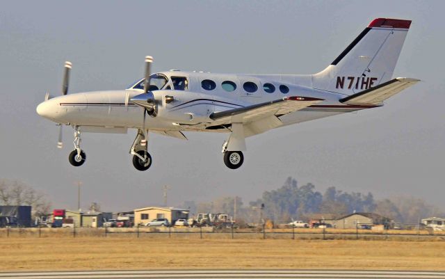 Cessna Chancellor (N71HE)