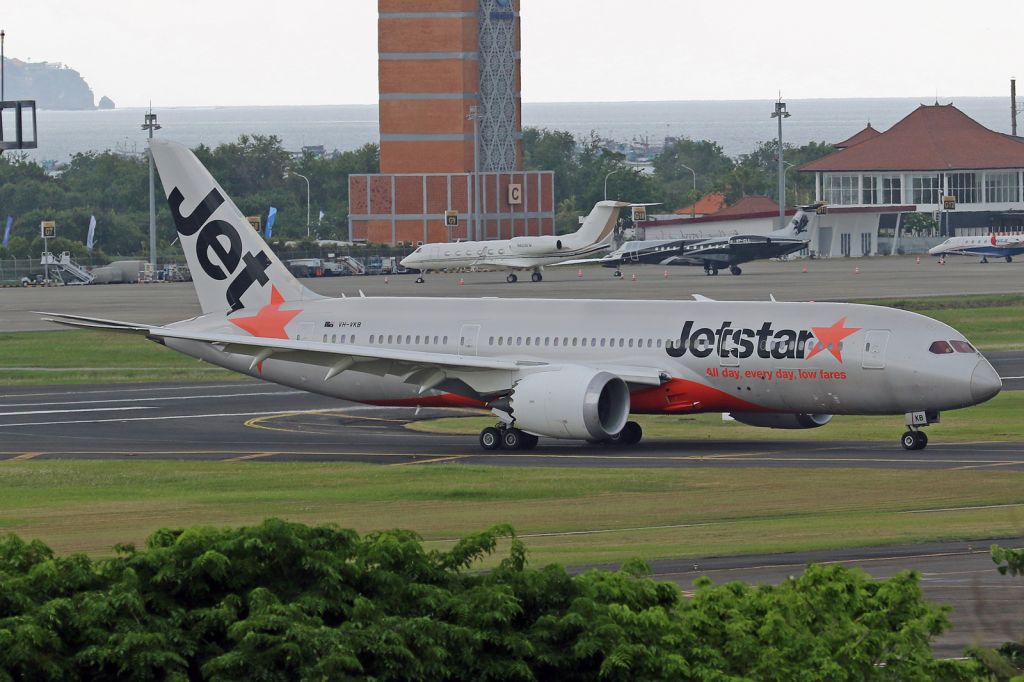 Boeing 787-8 (VH-VKB)