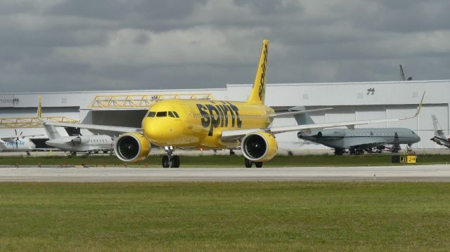Airbus A320 (N908NK)