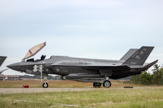 Lockheed F-35C (AFR145097)