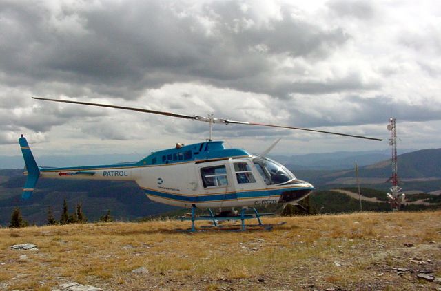 Bell JetRanger (C-GTZB) - East of CYXC at 8800 feet msl 