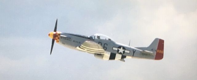 North American P-51 Mustang (NL3333E)