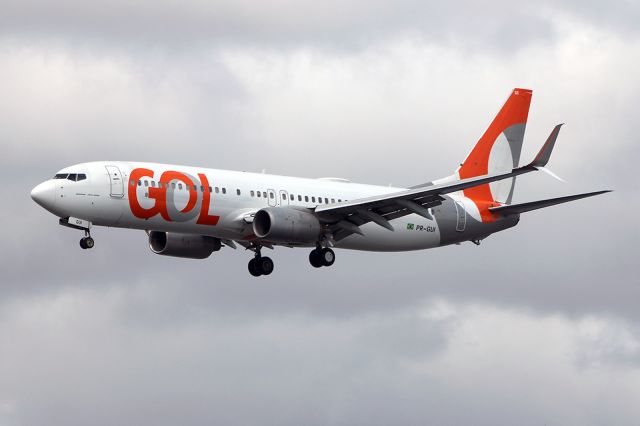 Boeing 737-700 (PR-GUI)