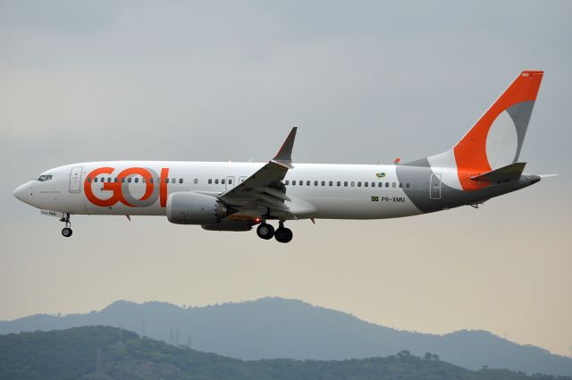 Boeing 737-700 (PR-XMU)