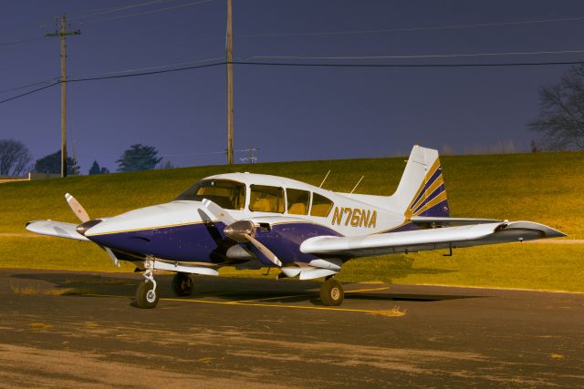 Piper Saratoga (N76NA) - N76NA  Piper PA-23-160  KFDK  20121130