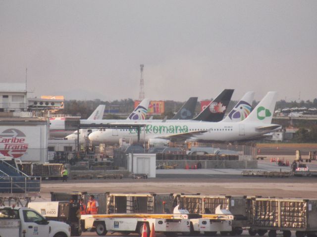 Airbus A320 (9H-MLV)