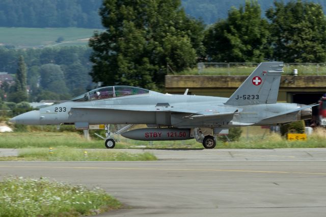 McDonnell Douglas FA-18 Hornet (J5233) - F/A-18D, same type as crashed on 13/10/23 in Buochs/Switzerland