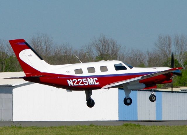 Piper Malibu Mirage (N225MC) - At Downtown Shreveport.