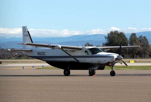 Cessna Caravan (N932C) - KRDD - Package Express at Redding.