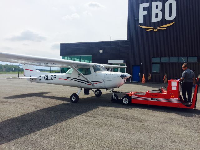 Cessna Commuter (C-GLZP) - Post-Flight @ Hélibellule YMX 15/07/2018