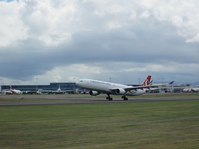 Airbus A330-300 (TC-JOG) - Take off