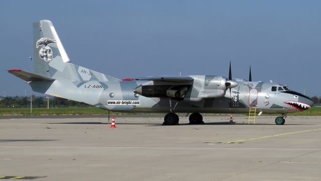 Antonov An-26 (LZ-ABR)