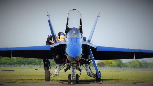 McDonnell Douglas FA-18 Hornet — - Blue Angels Plane 4 being worked on after Saturday performance (Bethpage Airshow 2016).