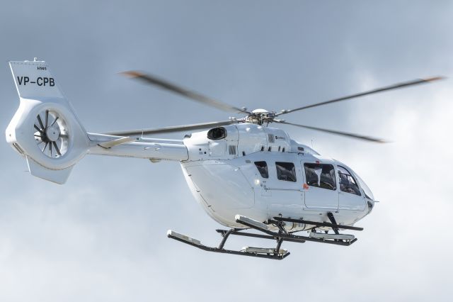 KAWASAKI EC-145 (VP-CPB)