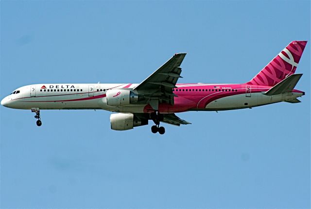 Boeing 757-200 (N610DL)