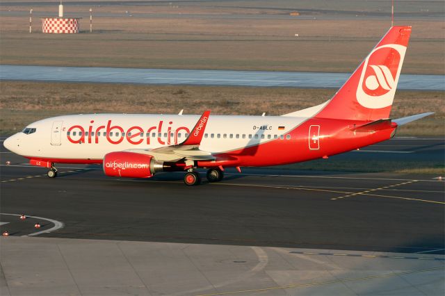 Boeing 737-700 (D-ABLC)