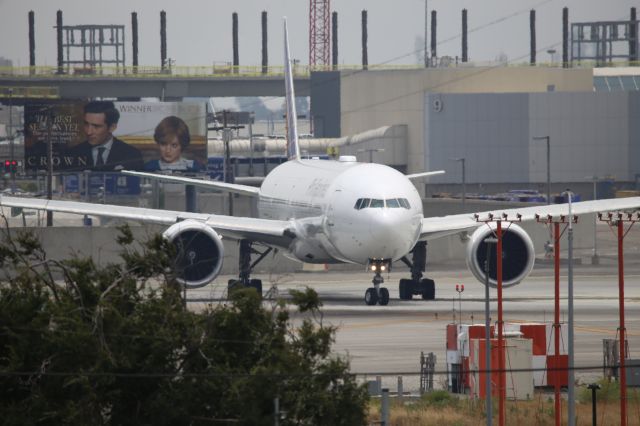 BOEING 777-300ER (RP-C7772)