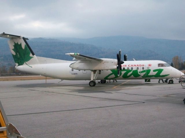 Beechcraft Sierra (C-GTKA) - Regular Air Canada Dash-8-300 service between Penticton CYYF and Vancouver CYVR