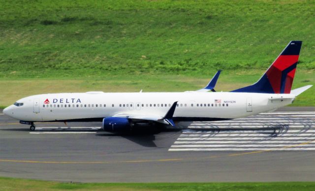 Boeing 737-900 (N891DN)