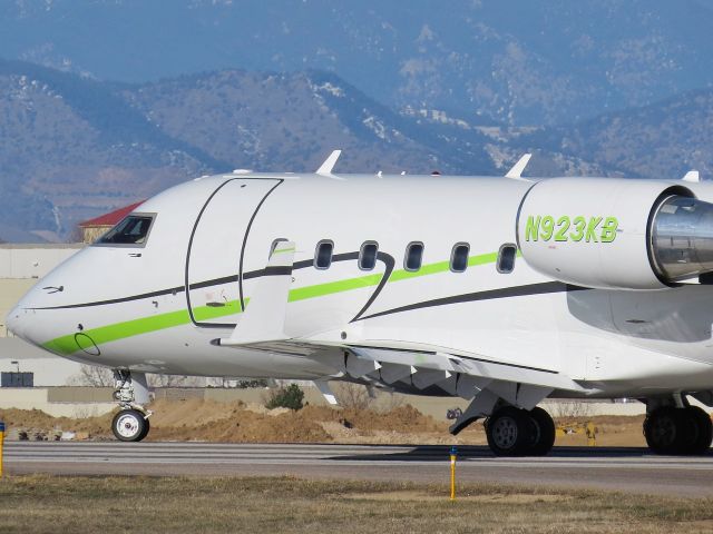 Canadair Challenger (N923KB)