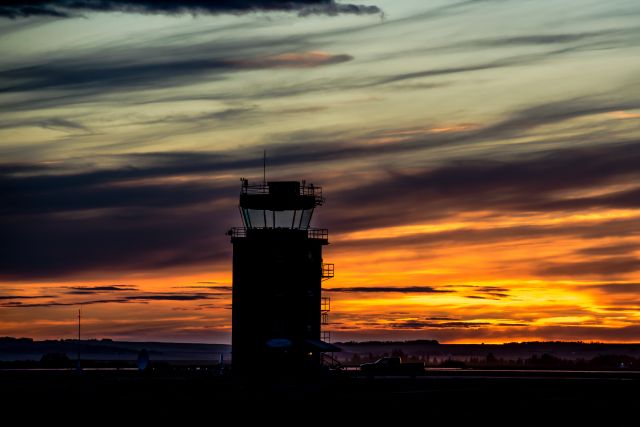 — — - Nav Canada Flight Services Station in CYQU Grande Prairie, AB