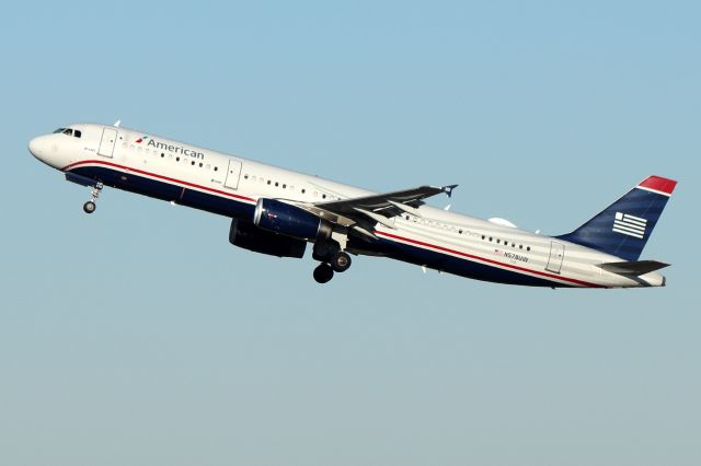 Airbus A321 (N578UW) - American's 'U.S. Airways heritage livery' heading to Philadelphia