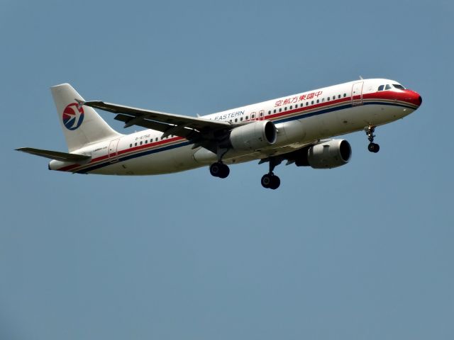 Airbus A320 (B-6756)