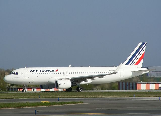 Airbus A319 (F-HEPH)