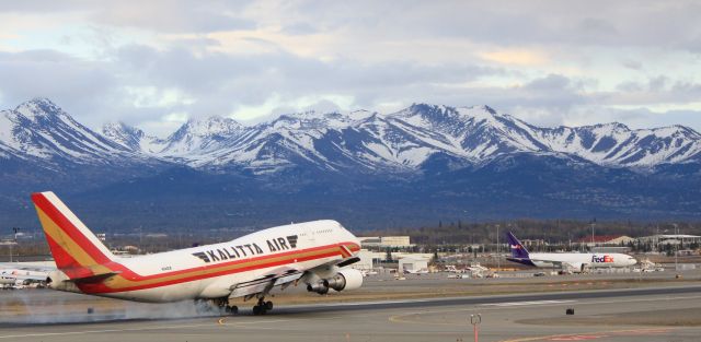 Boeing 747-400 (N745CK)