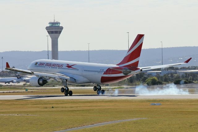 Airbus A330-200 (3B-NBM) - MAU940 Touchind down RWY 03 at Perth.