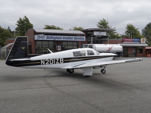 Mooney M-20 (N201ZB) - Fast aircraft. 6 AUG 2016.