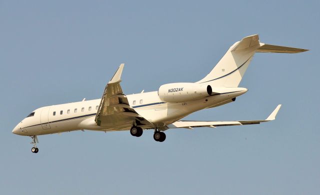 Bombardier Global Express (N302AK) - Chicago MDW 7/20/14