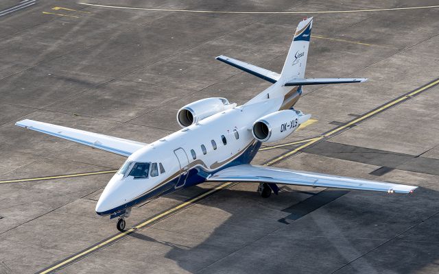 Cessna Citation Excel/XLS (OK-XLS) - Silesia Air (SUA) Citation 560XLS taxing into Gama Aviation on the 3/Dec/2024
