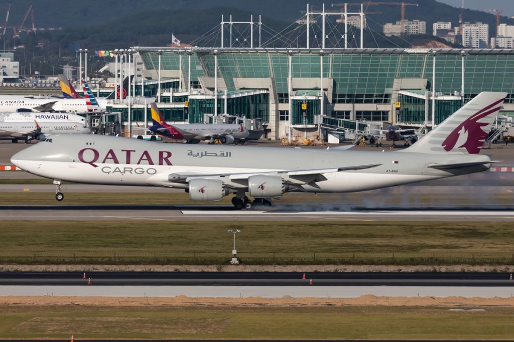 BOEING 747-8 (A7-BGA)