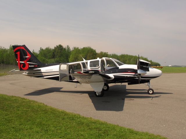 Beechcraft Baron (58) (N2368B) - A brand new aircraft!