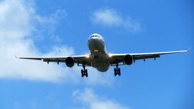 Airbus A330-300 (G-VKSS)