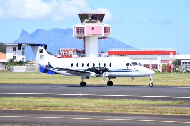 Beechcraft 1900 (F-OHRX)